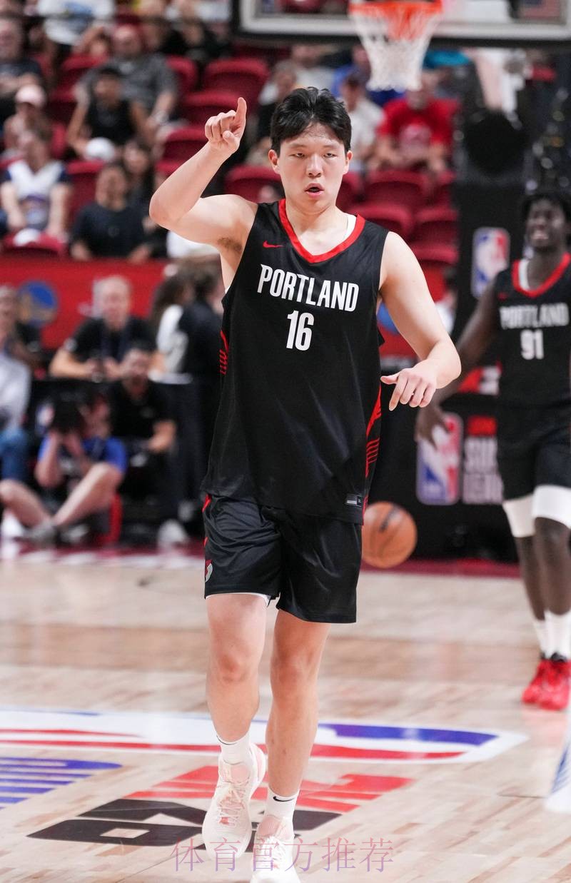 杨瀚森未登场夏普24+9+5 开拓者主场轻取老鹰 杨瀚森未登场夏普24+9+5 开拓者主场轻取老鹰